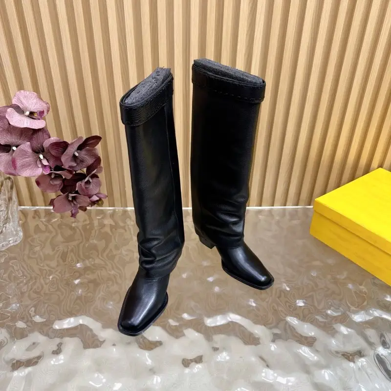Fendi High women's leather boots — Photo 5
