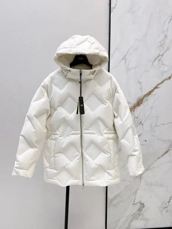 Fendi — Куртка пуховик жіноча
