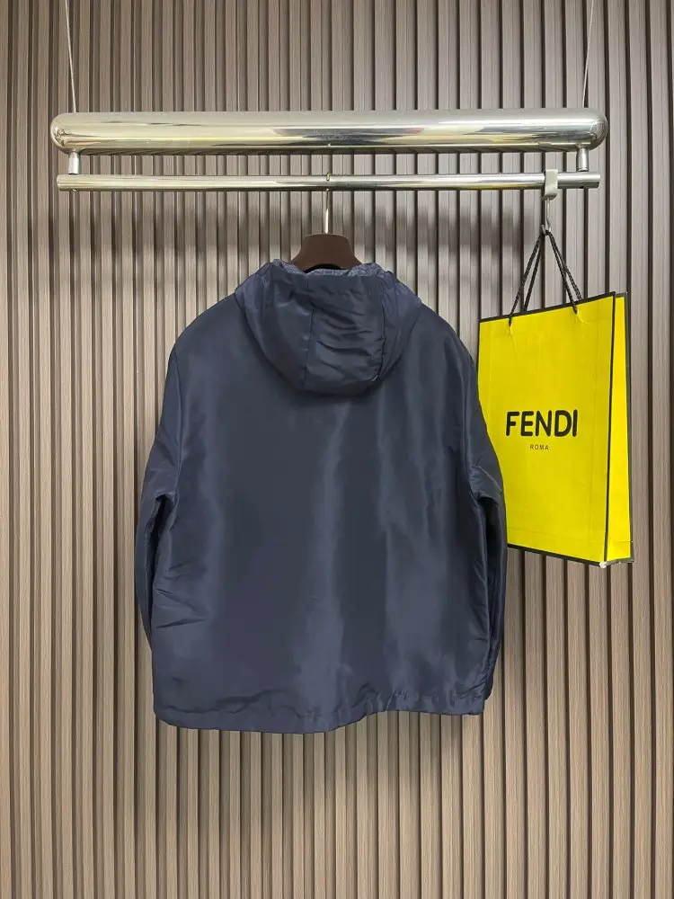Fendi Куртка чоловіча — Фото 2