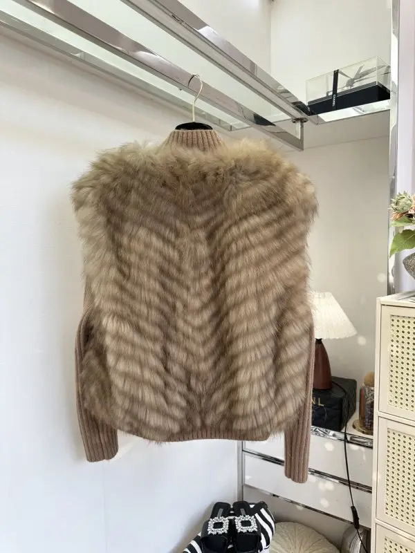 Fendi Куртка жіноча з кашеміру і лисячого хутра — Фото 2