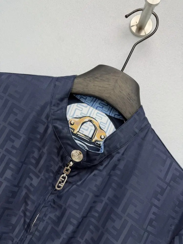 Fendi Jacket women's — Photo 2