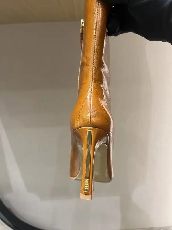 Fendi Leather women's Ankle boots Fendi Arco — Photo 5