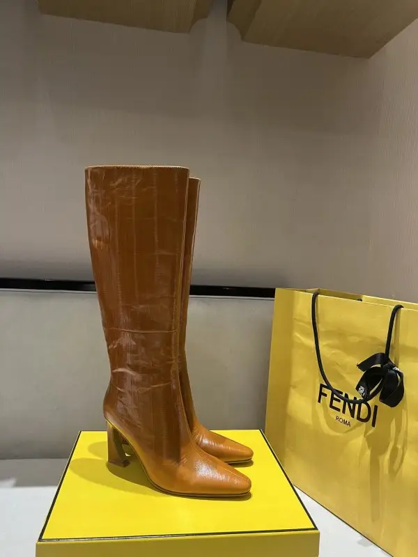 Fendi Шкіряні жіночі чоботи Fendi Arco — Фото 3