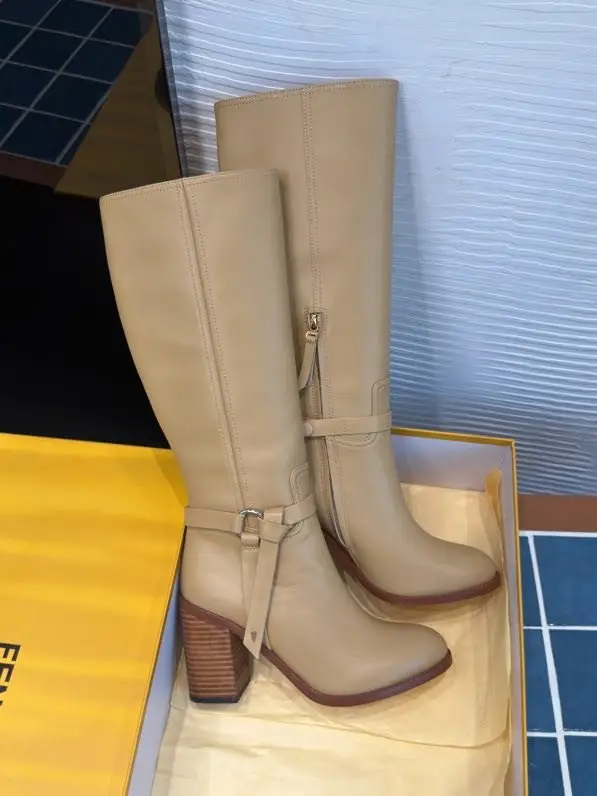Fendi — Шкіряні жнские чоботи Dressage