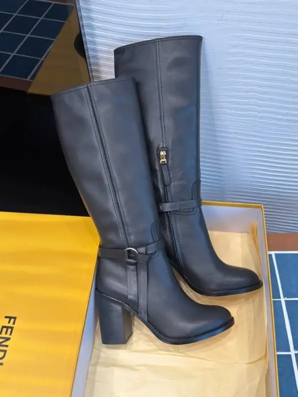 Fendi — Шкіряні жнские чоботи Dressage
