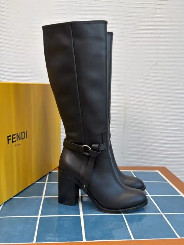 Fendi Шкіряні жнские чоботи Dressage — Фото 2