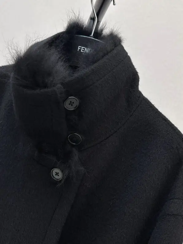 Fendi Длинное шерстяное пальто с двусторонним воротником из лисьего меха — Фото 4