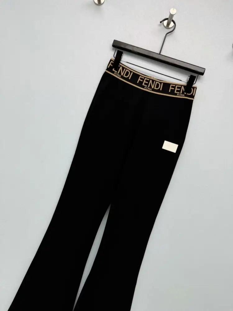 Fendi Pants flare women's — Photo 2