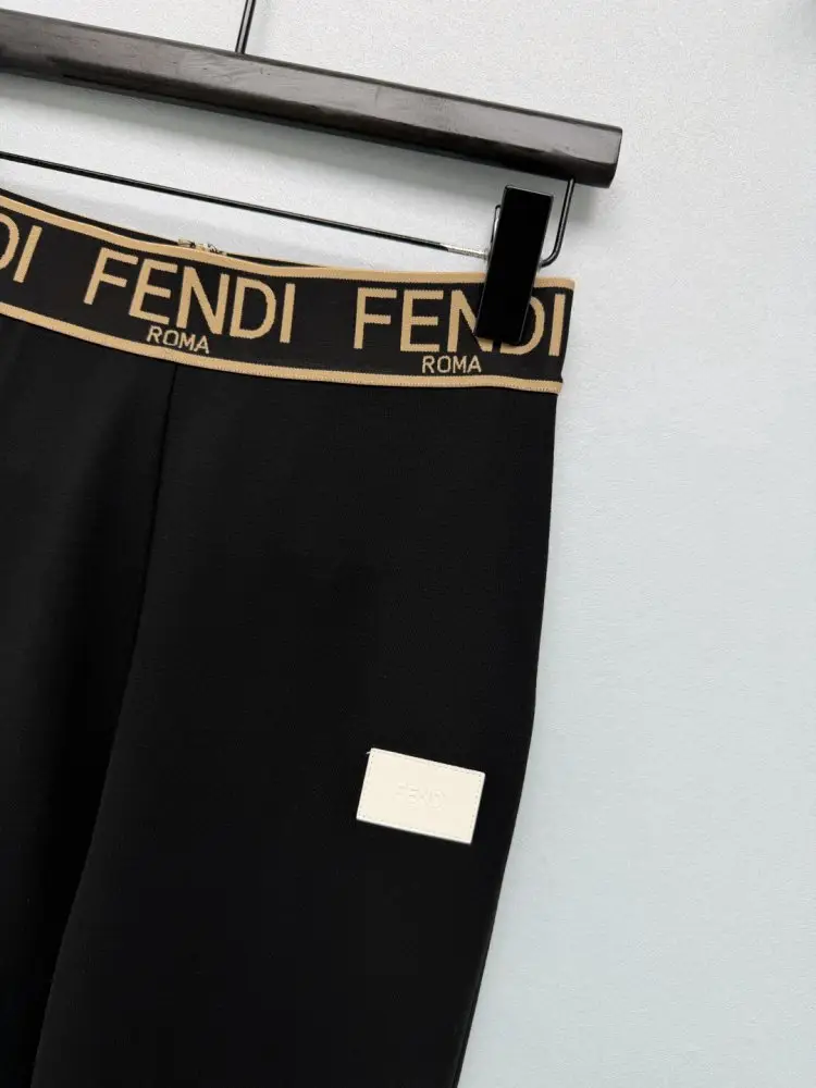 Fendi Pants flare women's — Photo 5