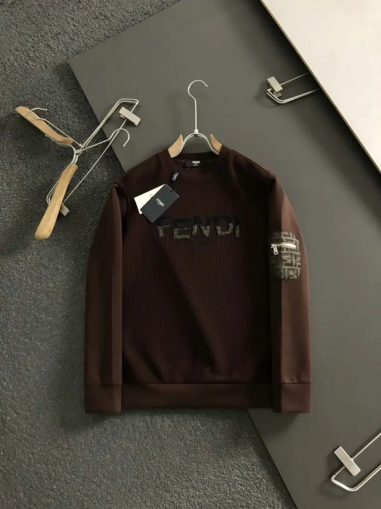 Fendi — Светр чоловічий