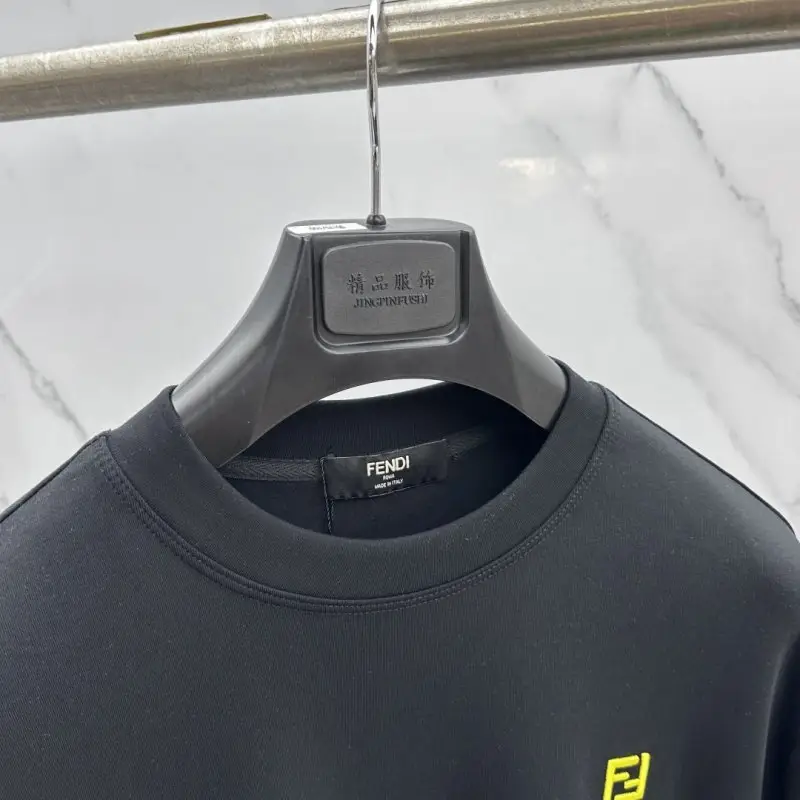 Fendi Светр чоловічий — Фото 3