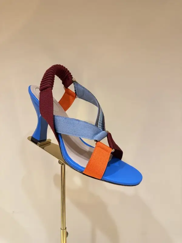 Fendi — Босоніжки