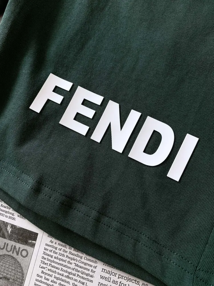 Fendi Шорти чоловічі — Фото 5