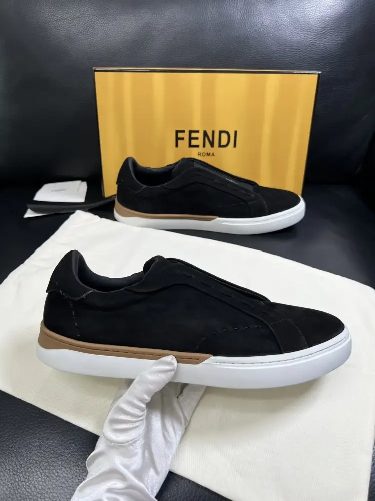 Fendi Кросівки чоловічі — Фото 4