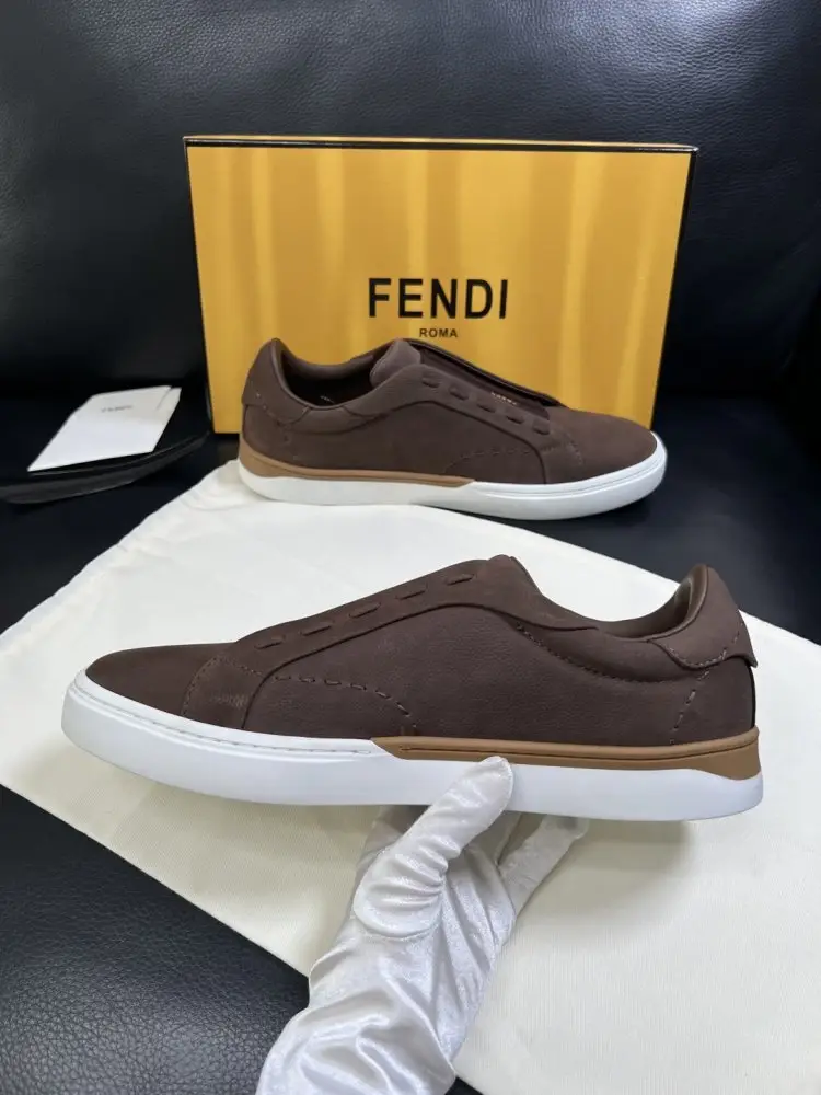 Fendi Кросівки чоловічі — Фото 5
