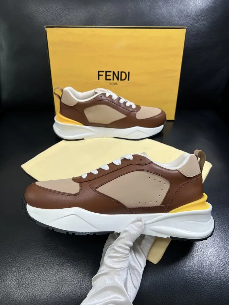 Fendi Кроссовки мужские — Фото 5