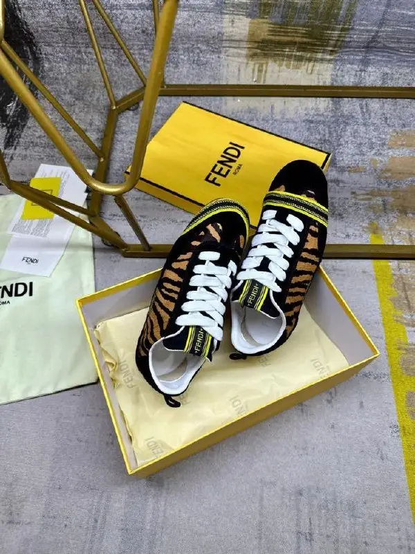Fendi Кросівки Wrap жіночі — Фото 4