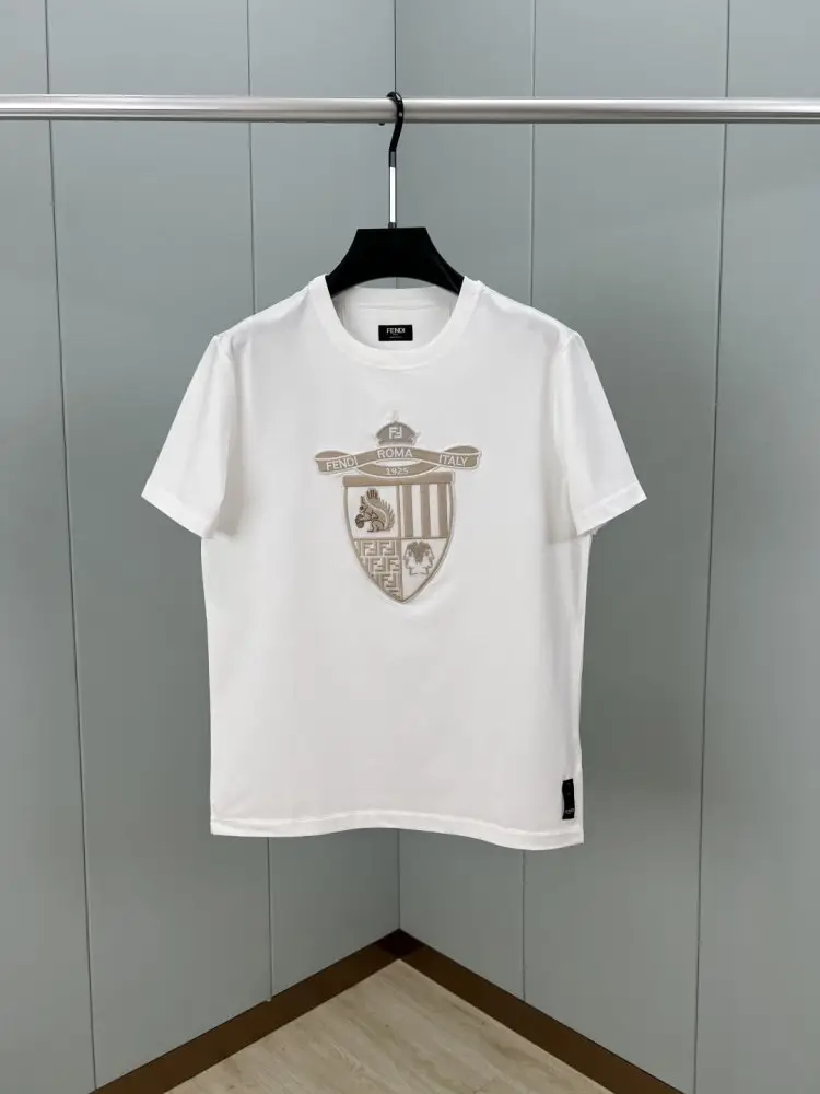 Fendi — Футболка мужская