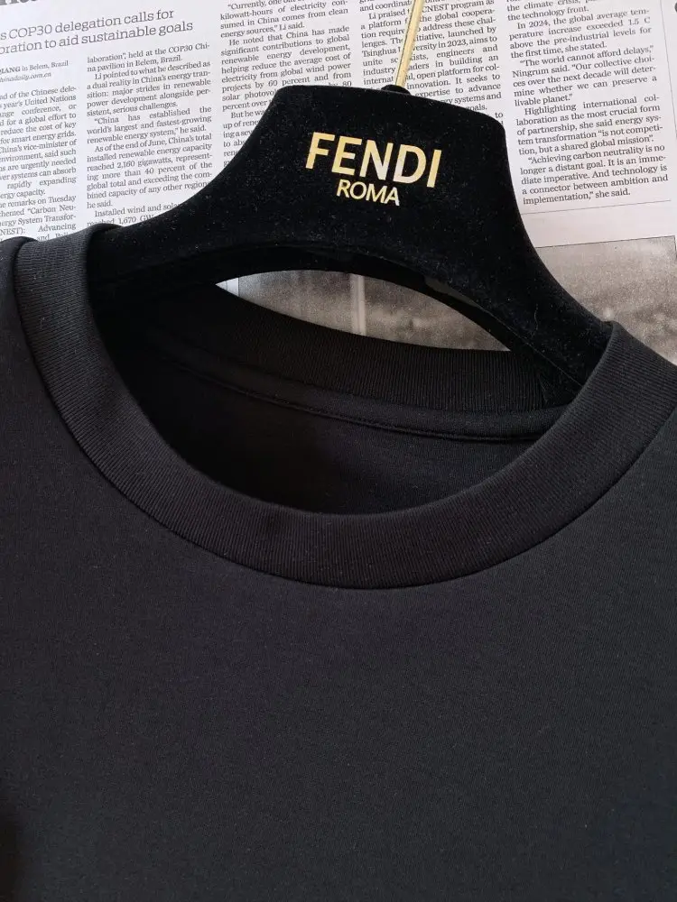 Fendi Футболка чоловіча — Фото 3