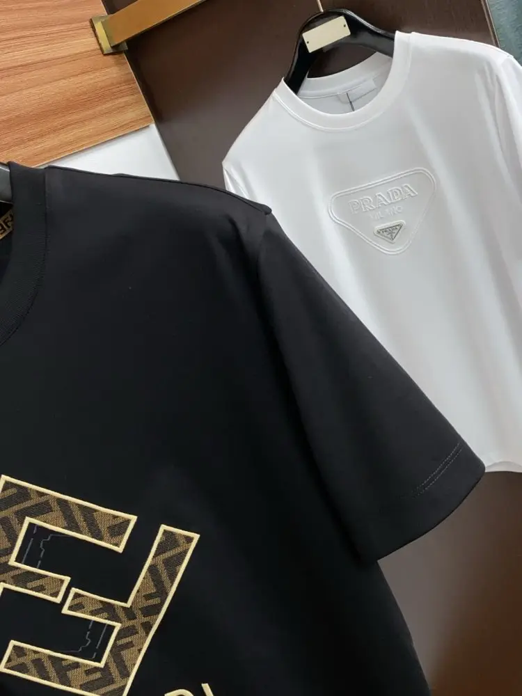 Fendi Футболка чоловіча — Фото 4