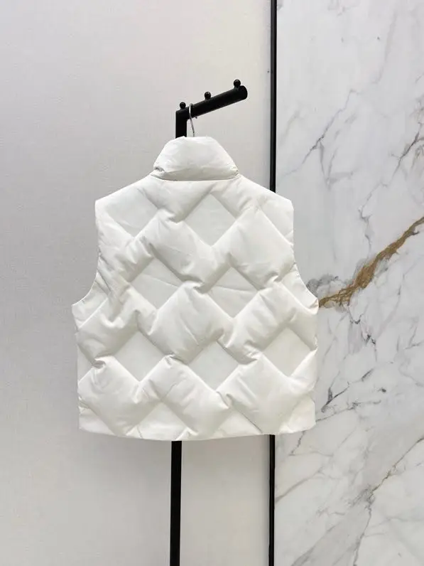 Fendi Жилетка на пуху жіноча — Фото 5