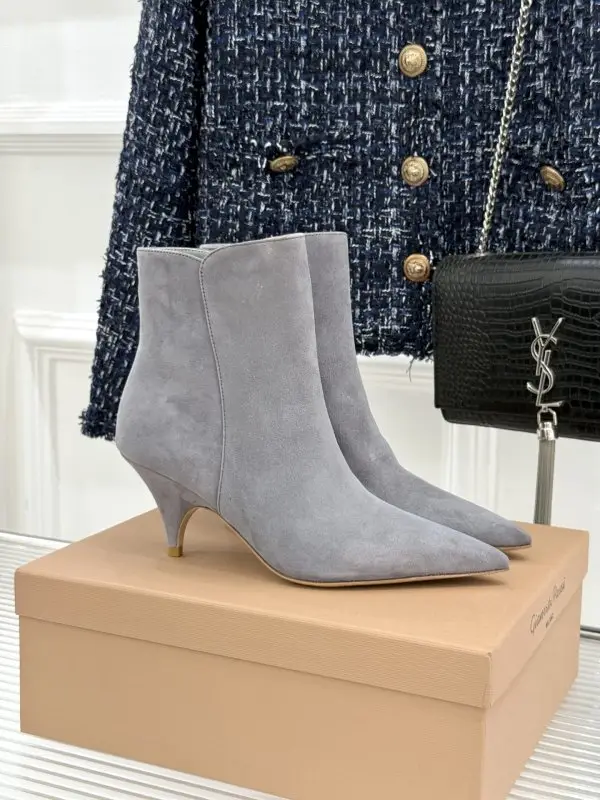 Gianvito Rossi — Ботильйони з гострим носком і бічний блискавкою