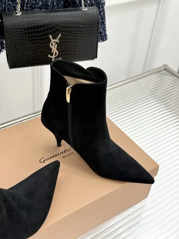 Gianvito Rossi Ботильоны с острым носком и боковой молнией — Фото 3