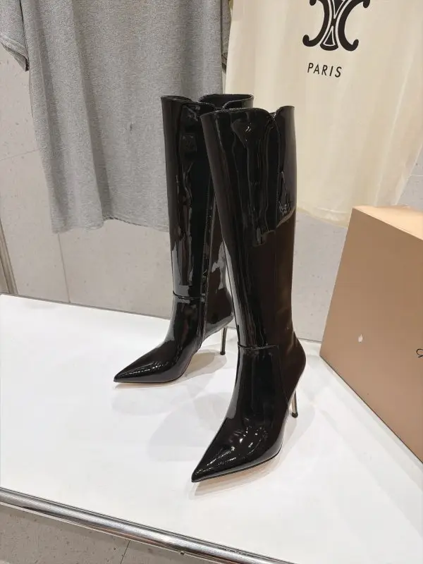 Gianvito Rossi High boots on stud — Photo 3
