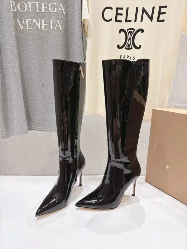 Gianvito Rossi High boots on stud — Photo 4