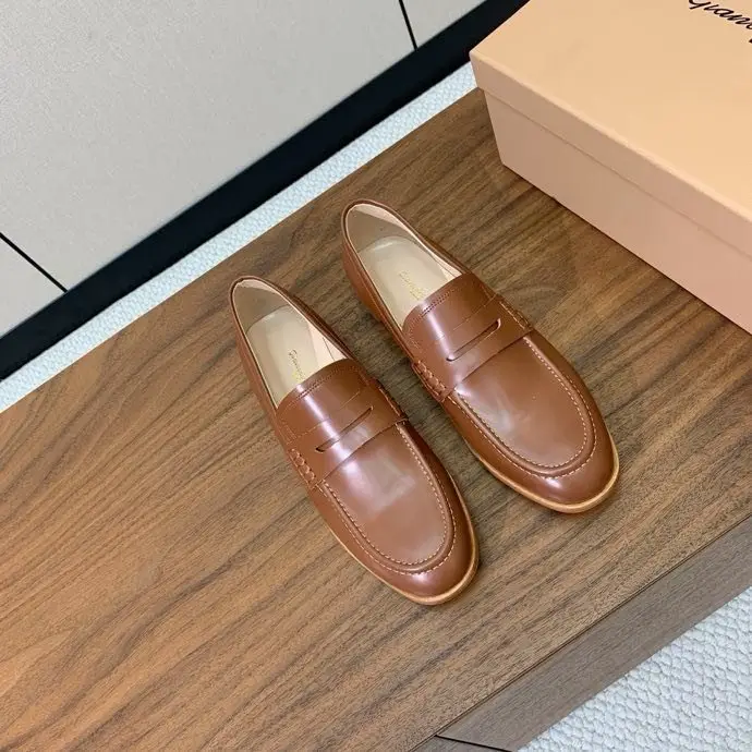 Gianvito Rossi Лоферы женские — Фото 3