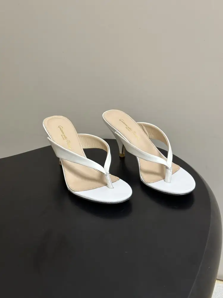 Gianvito Rossi — Sandals
