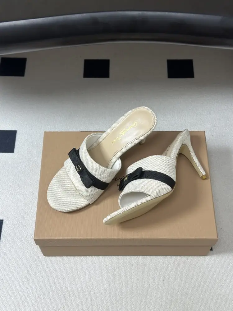 Gianvito Rossi Босоніжки — Фото 3