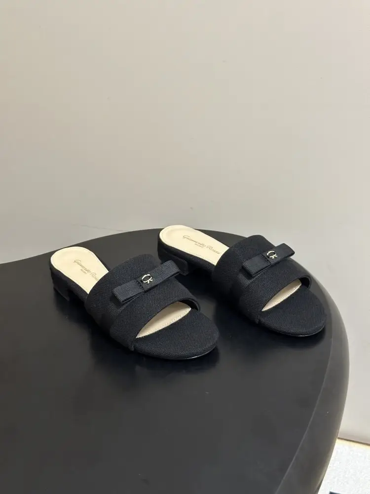 Gianvito Rossi — Шлепанцы женские
