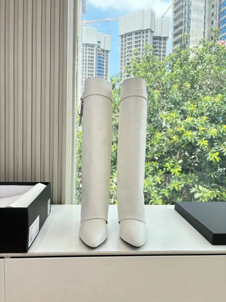 Givenchy Boots women's on high heel — Photo 2