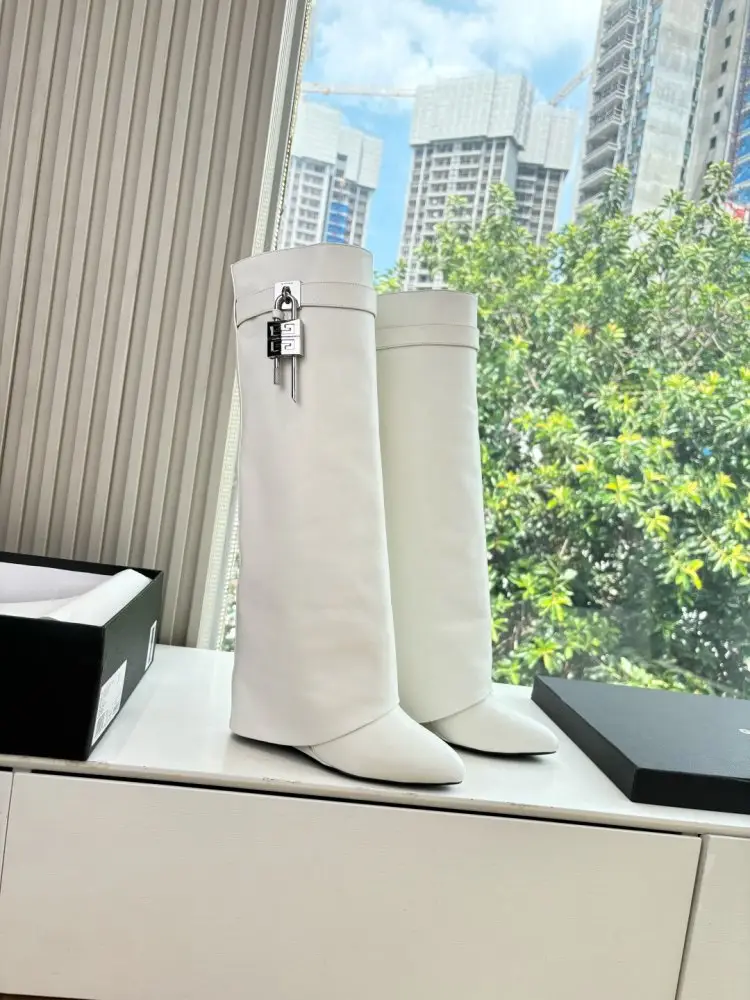Givenchy Boots women's on high heel — Photo 3