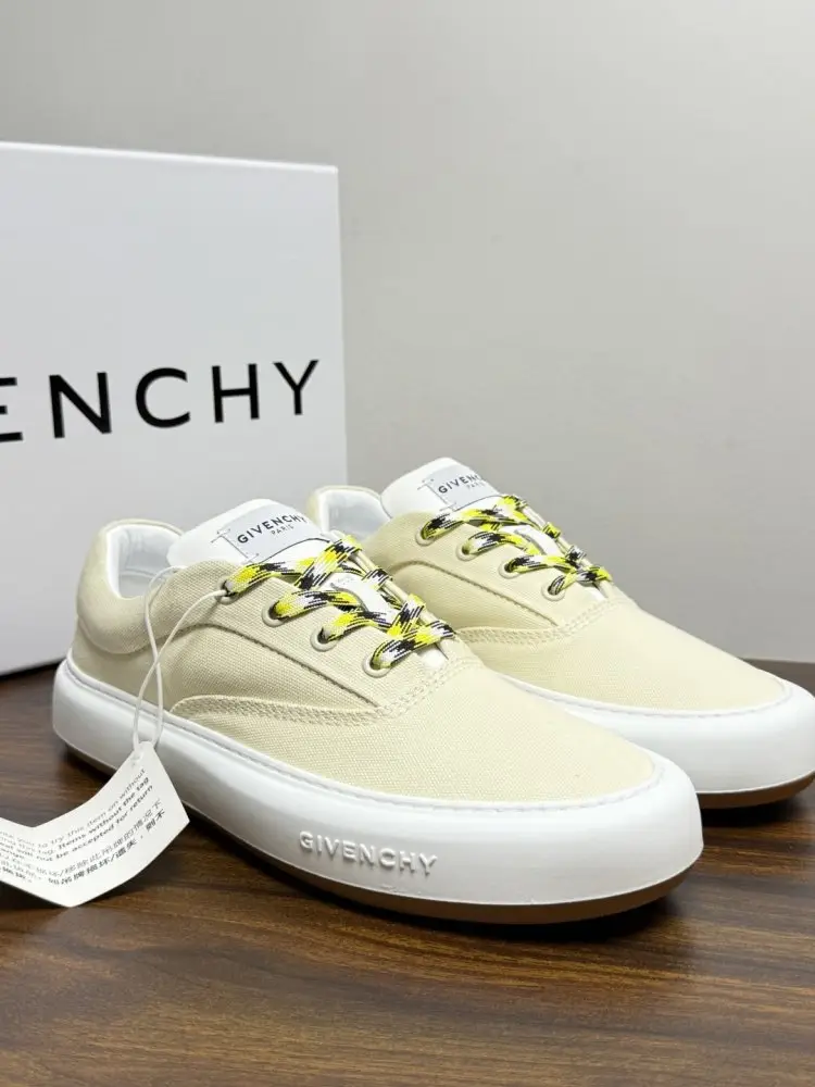 Givenchy — Кеды New City мужские
