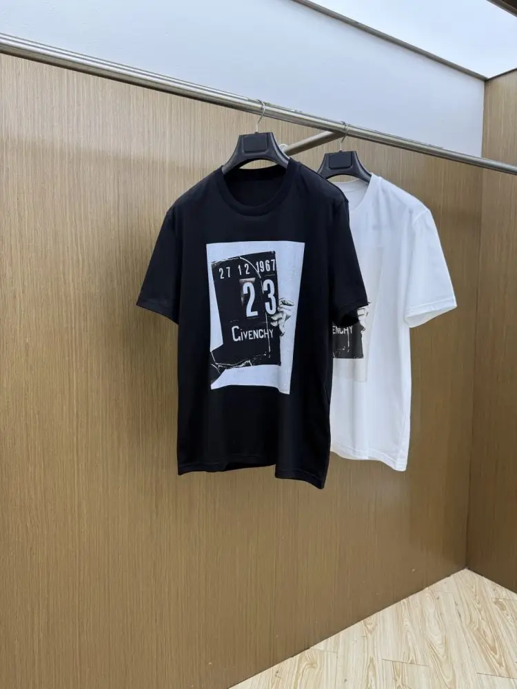 Givenchy Футболка чоловіча — Фото 1