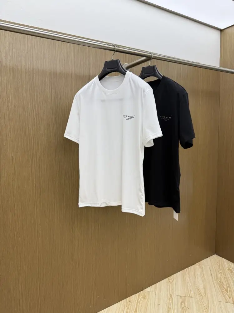 Givenchy — Футболка мужская