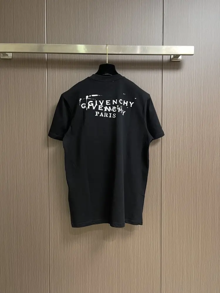 Givenchy Футболка чоловіча — Фото 2