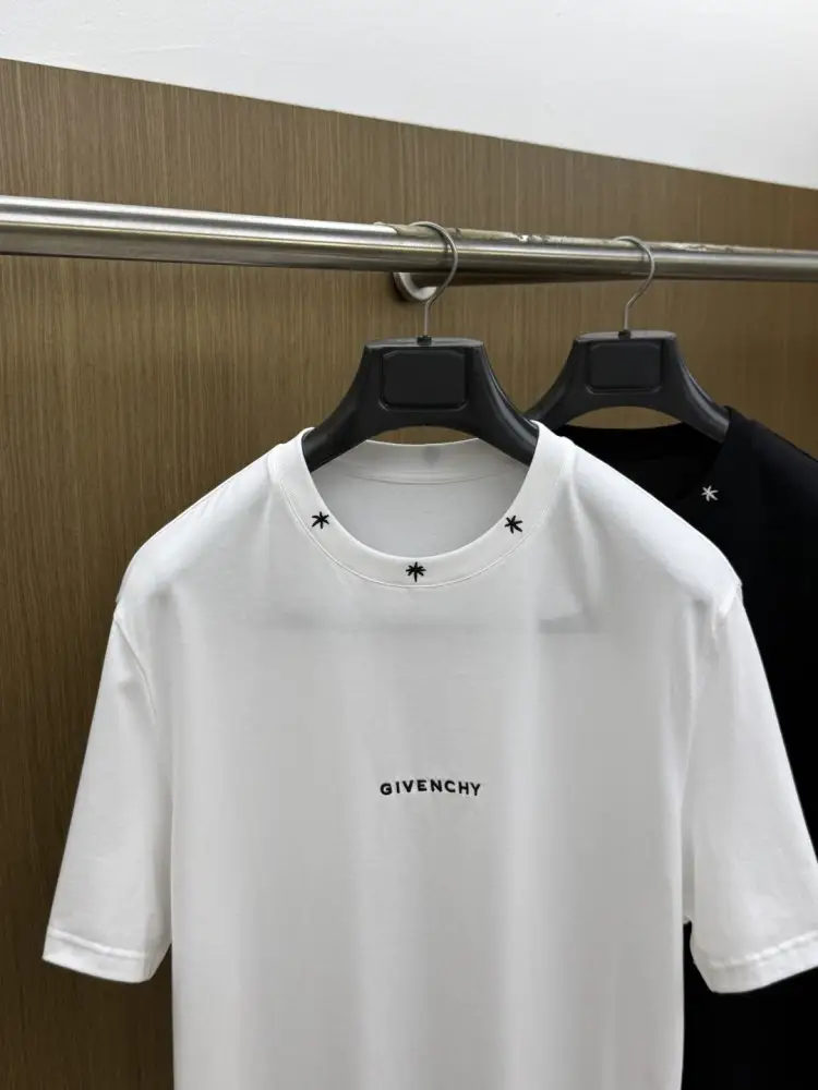 Givenchy Футболка чоловіча — Фото 2