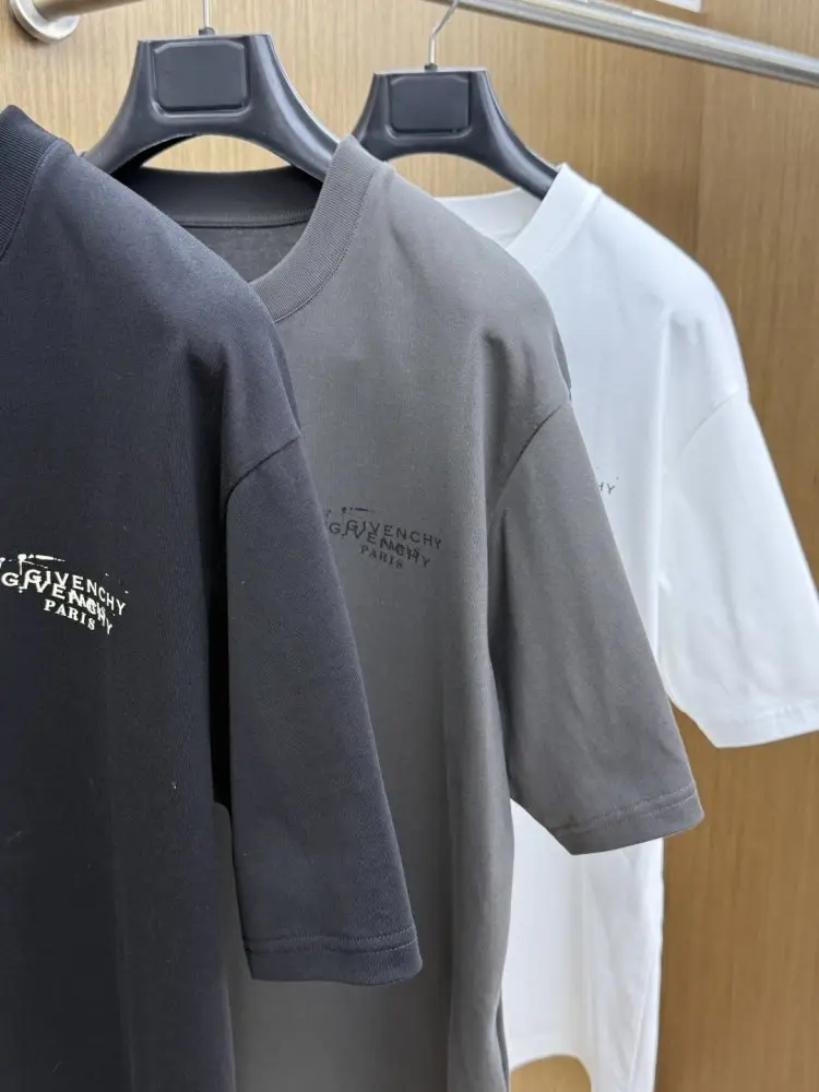 Givenchy Футболка чоловіча — Фото 3