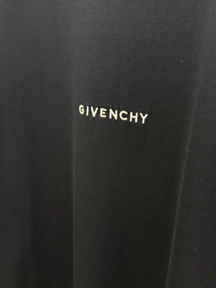 Givenchy T-shirt men's — Photo 5
