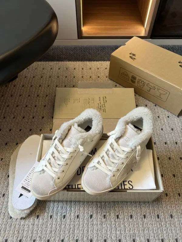 GGDB Sneakers women's on fur — Photo 1