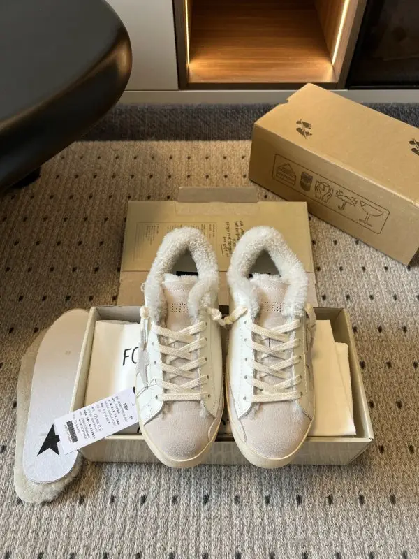 GGDB Sneakers women's on fur — Photo 2