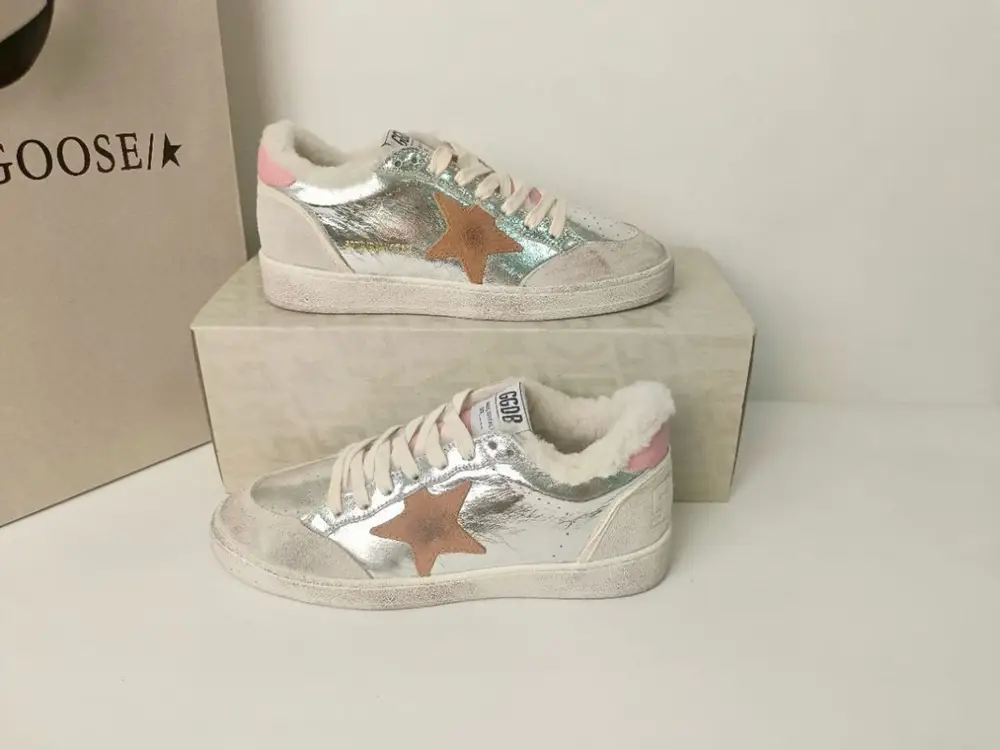 GGDB Sneakers women's on fur — Photo 2