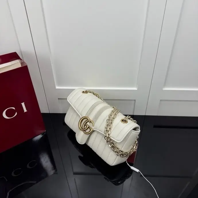 Gucci A bag GG Marmont 26 cm — Photo 2