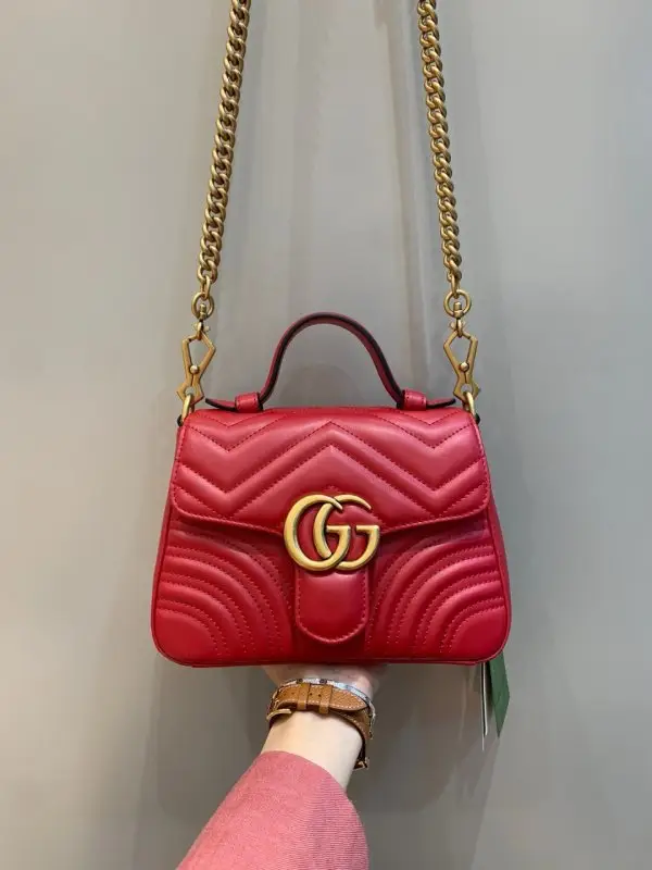 Gucci — Сумка GG Marmont mini 21 см