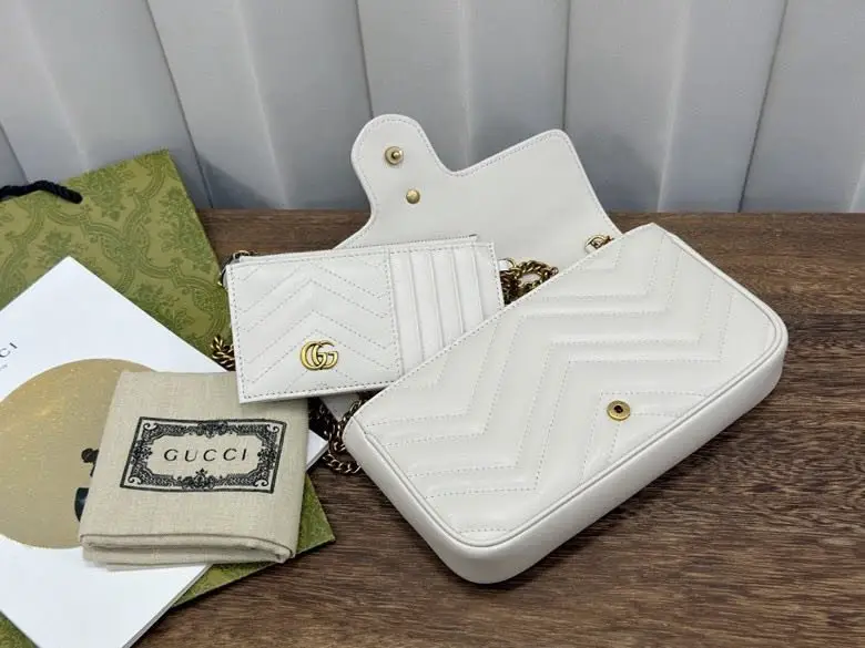 Gucci Сумка GG Marmont Mini 21 см — Фото 3