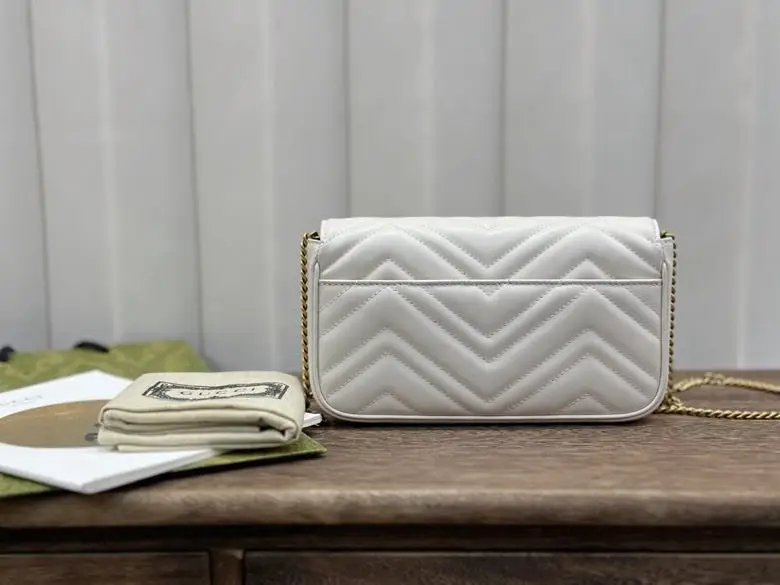 Gucci Сумка GG Marmont Mini 21 см — Фото 4