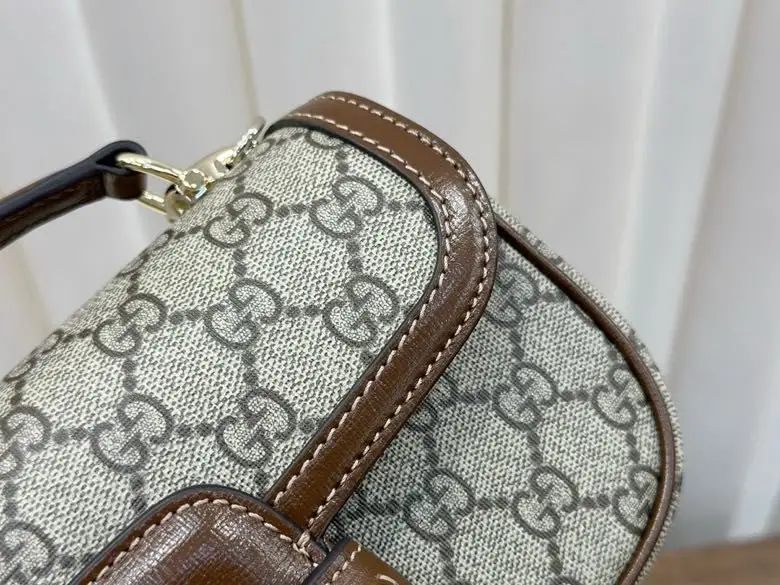 Gucci Сумка-сідло Saddle 22 см — Фото 2